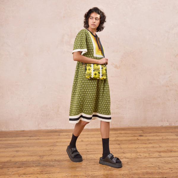 Orla Kiely Slim Crossbody - Retro Flower Yellow