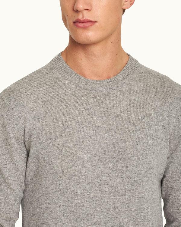 Orlebar Brown Orlebar Brown | Oyster Grey Men's Tailored Fit Crewneck Cashmere Jumper – ORLEBAR BROWN
