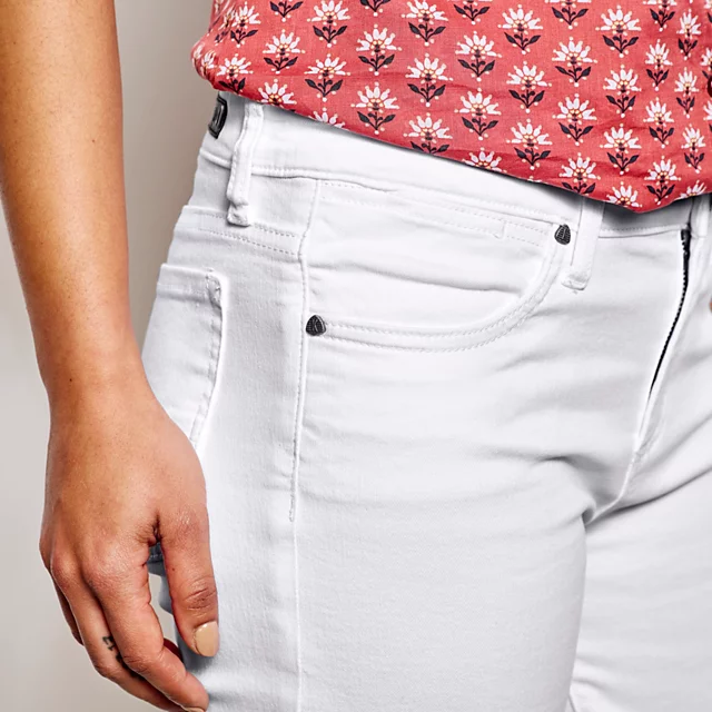 Orvis Kut From The Kloth® Catherine Boyfriend Shorts 7" WHITE MIDRISE