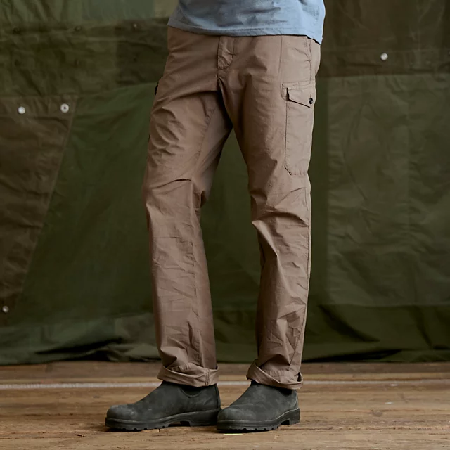 orvis Men's 1856 Stretch Poplin Regular Fit Cargo Pants MUSHROOM