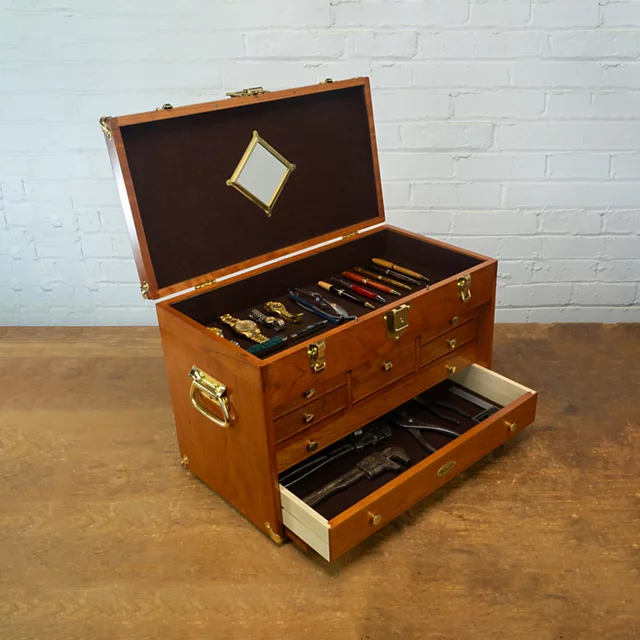 Orvis Gerstner® Classic Chest 2007