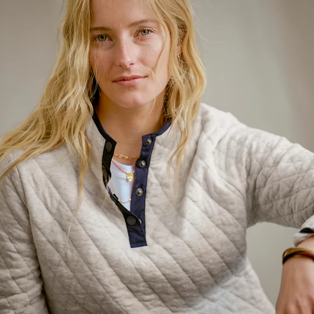 Orvis Outdoor Quilted 1/4-Snap Sweatshirt PEACOCK