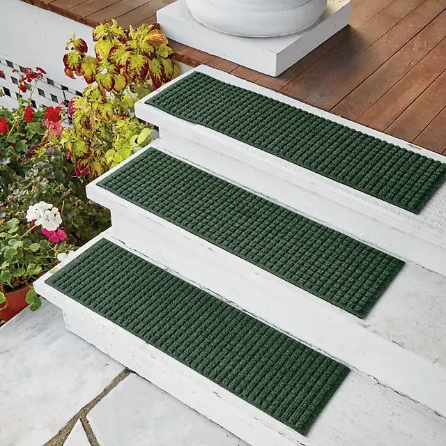 Orvis Recycled WaterHog® Grid Stair Treads GRAY