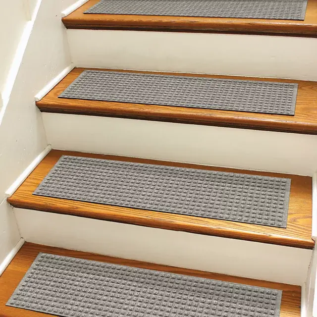 orvis Recycled WaterHog® Grid Stair Treads GRAY