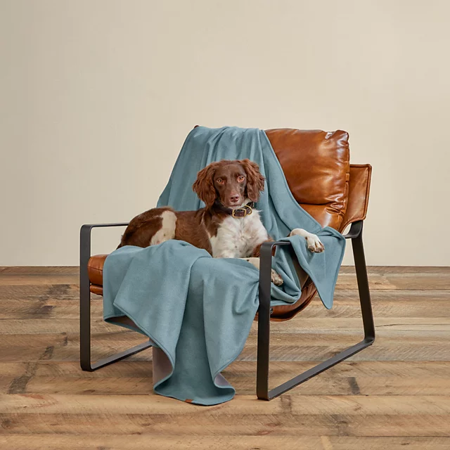 orvis Waterproof Fleece Throw Blanket BLUE