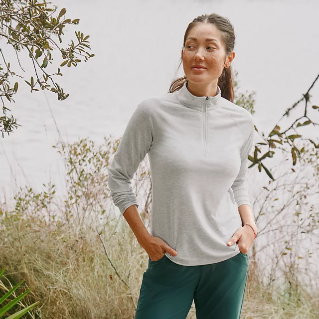 orvis Women’s DriCast™ 1/4-Zip PALE GRAY HEATHER