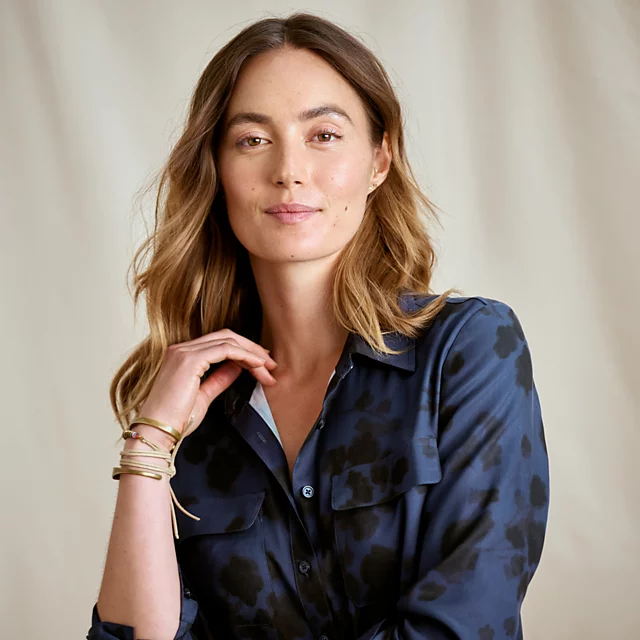 Orvis Washable Silk Long-Sleeve Shirt NAVY BLURRY BOTANICAL