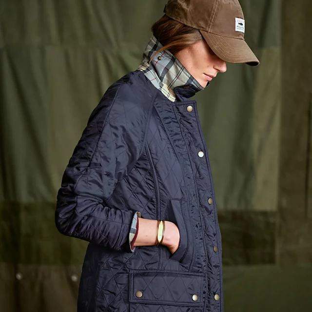 Orvis Women’s Barbour® Beadnell Polarquilt Jacket NAVY