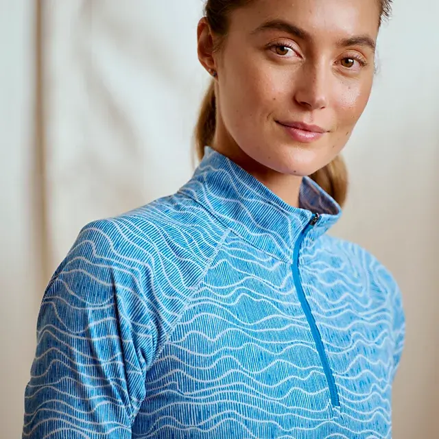 Orvis Women’s DriCast™ 1/4-Zip PACIFIC BLUE WAVES