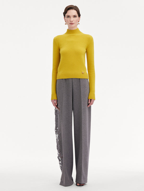 Oscar De La Renta O Flower Mock Neck Cashmere Pullover