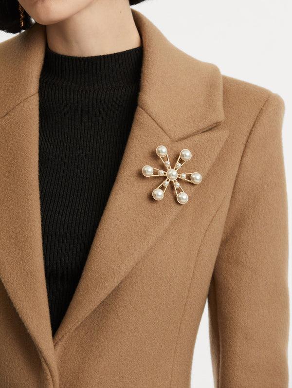 Oscar De La Renta Geometric Pearl Flower Brooch
