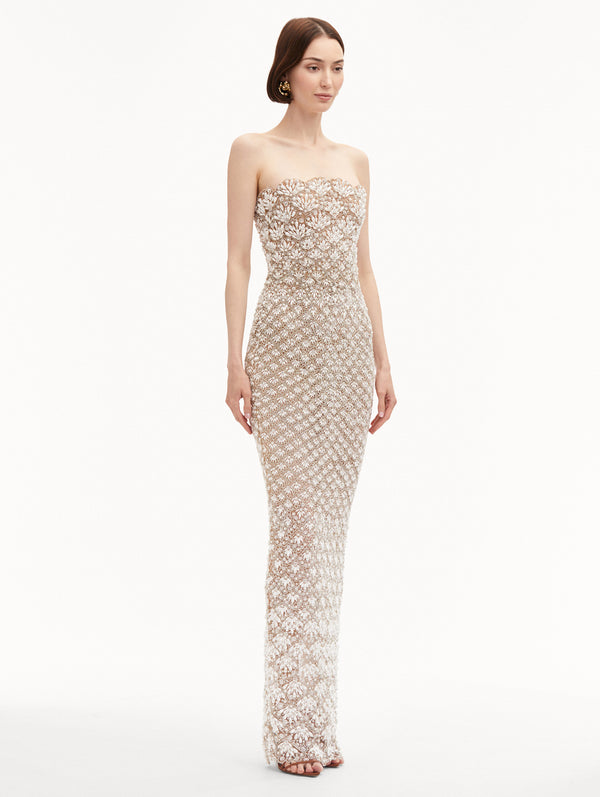 Oscar De La Renta Pearl Embroidered Scallop Gown