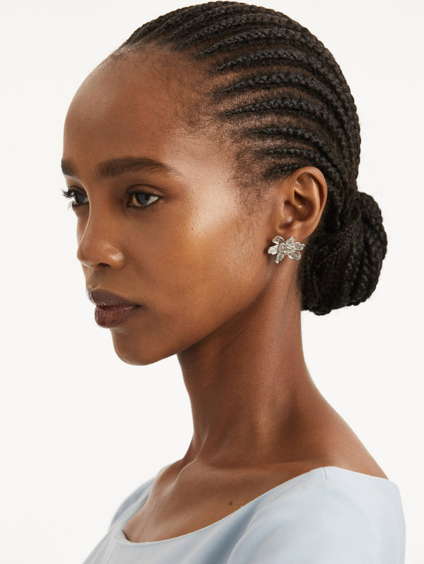 Oscar De La Renta Small O Flower Earrings