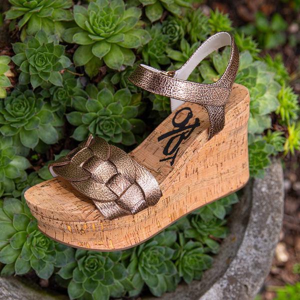 otbt CHARLESTON in GOLD Wedge Sandals
