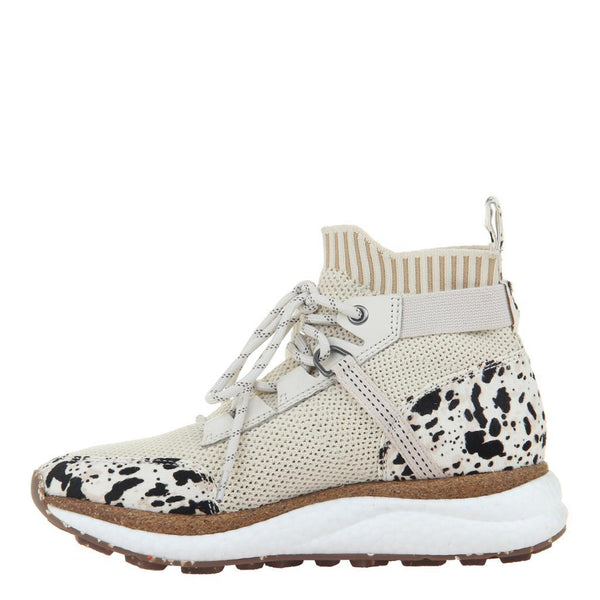 Otbt HYBRID In CHAMOIS High Top Sneakers