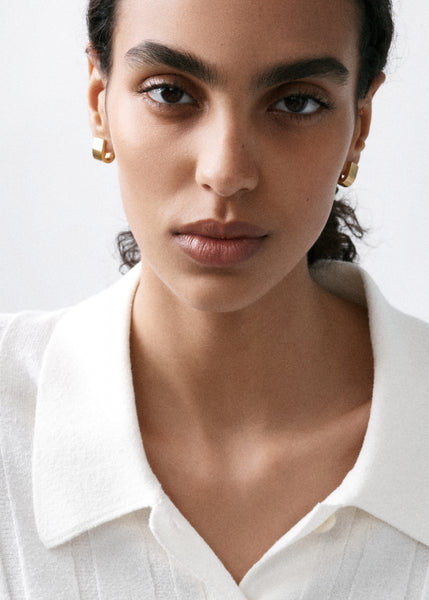 Otiumberg Chunky Square Huggie Earrings 14kt Gold Vermeil