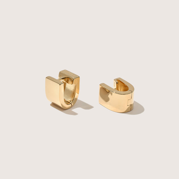 otiumberg Chunky Square Huggie Earrings 14kt Gold Vermeil