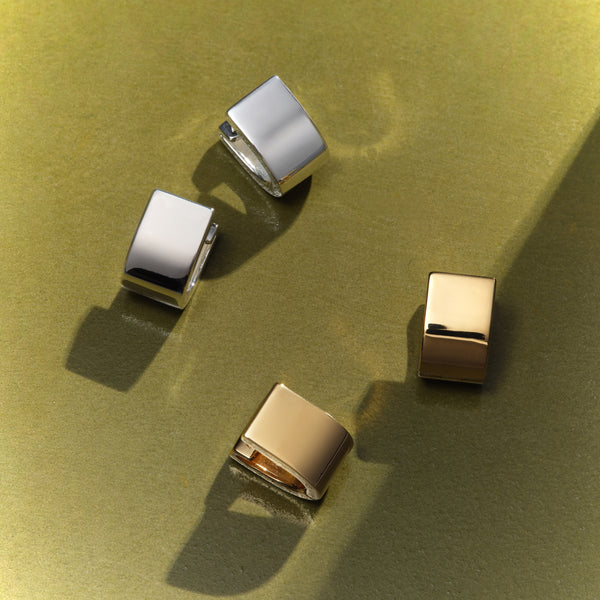 Otiumberg Chunky Square Huggie Earrings Sterling Silver