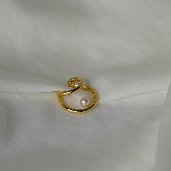 Otiumberg Double Pearl Ear Cuff 14kt Gold Vermeil