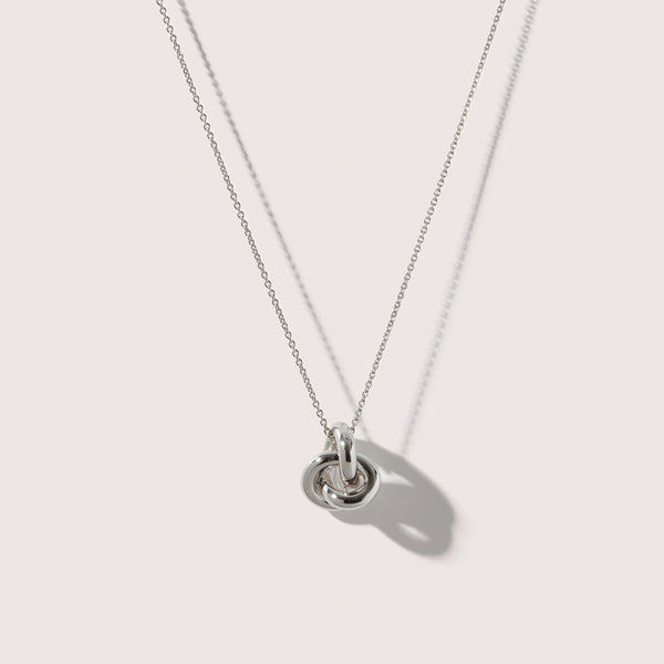 otiumberg Silver Knot Necklace Sterling Silver