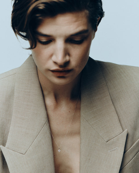 Otiumberg Tiny Diamond Cross Necklace 9kt Solid Gold