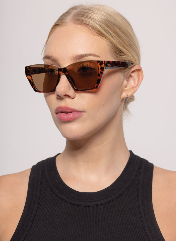 Otra Eyewear Belle - Tortoiseshell
