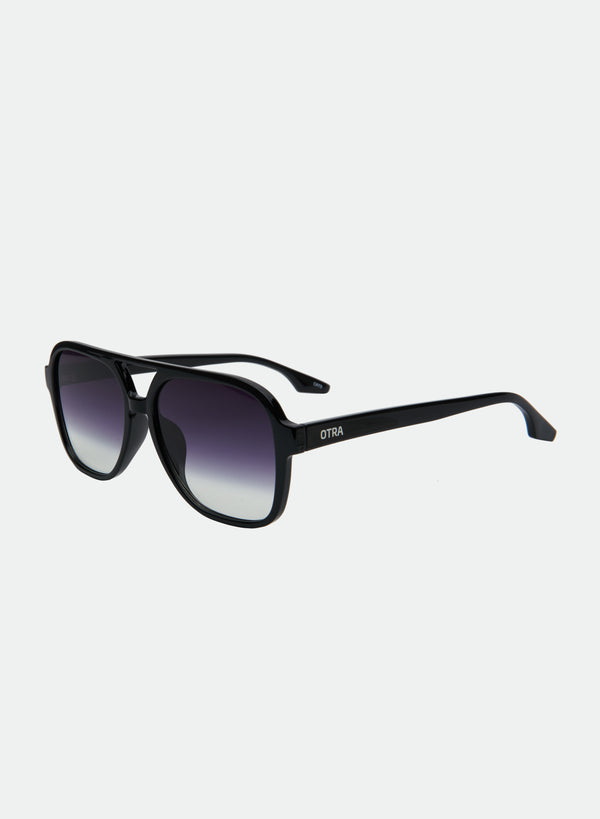 Otra Eyewear Kori-Black/ Smoke Fade