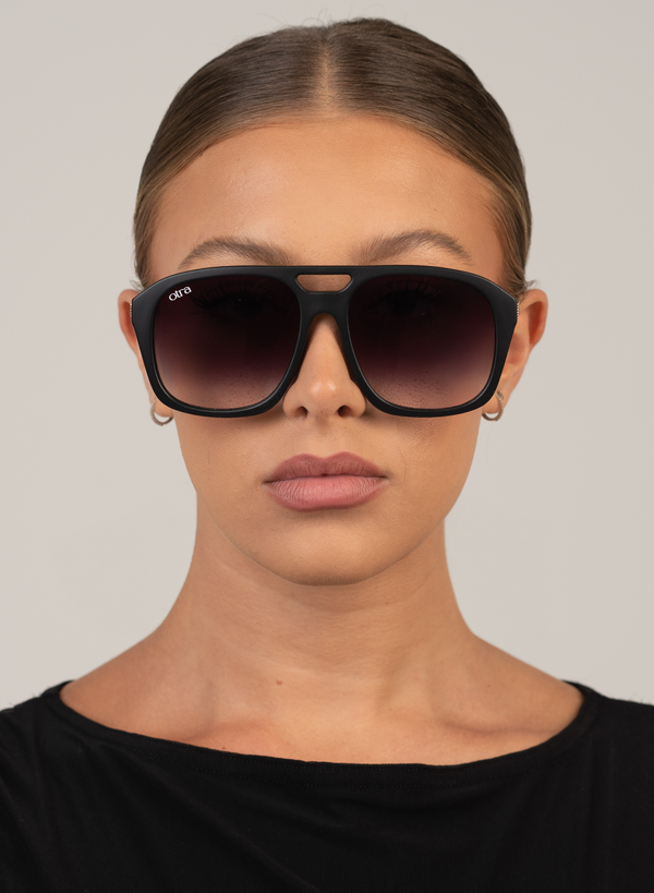 Otra Eyewear Reina - Black