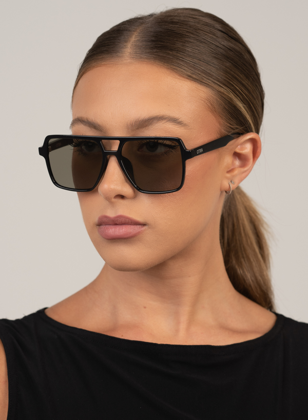 Otra Eyewear Zoya - Black