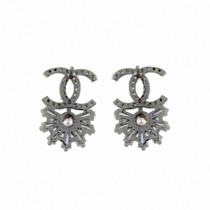 Oussum Indian Handmade White Cubic Zirconia Floral Baguette Stud Earring For Women