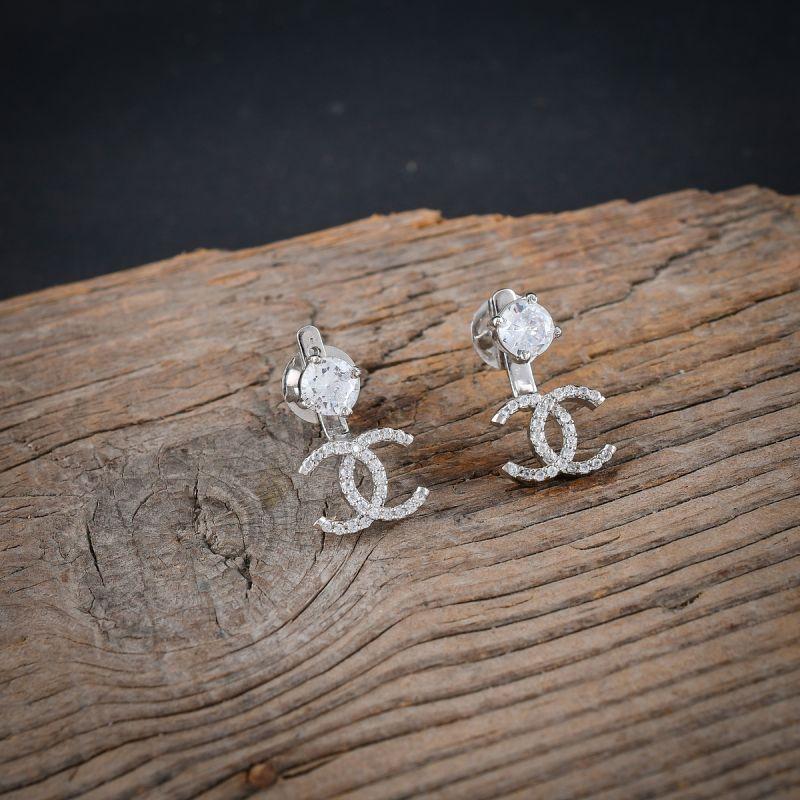 oussum Indian Handmade White CZ Round Stone Stud Earring