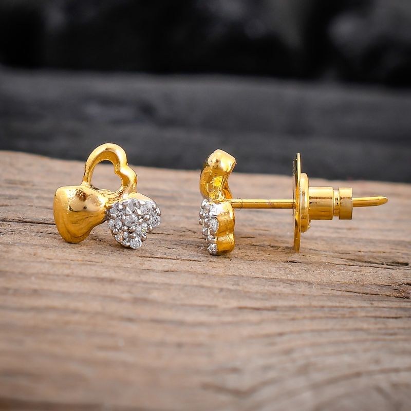 oussum Women Heart Shape White Cubic Zirconia Stud Earrings Jewelry For Gift