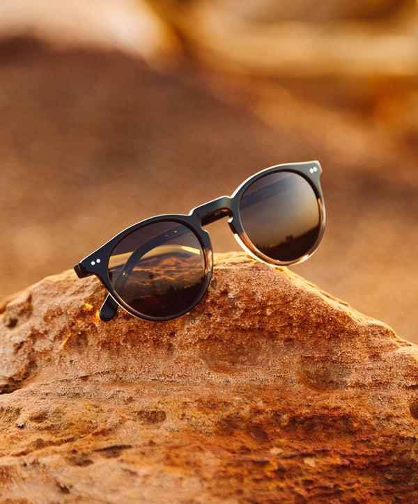 Outerknown Otis Eyewear Omar Eco Elm Divide/ Brown Polar