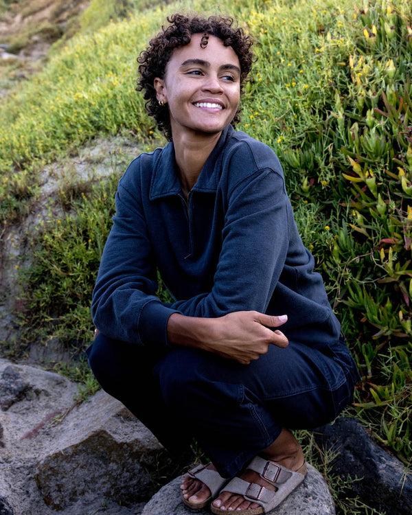 Outerknown The Women's Sur Half Zip Washed Black