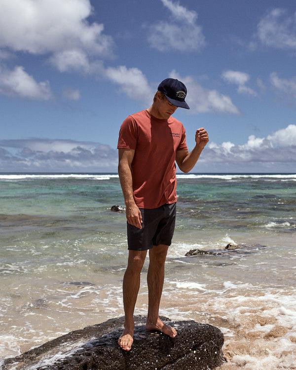 Outerknown Tom Blake Hawaii Tee MINERAL RED