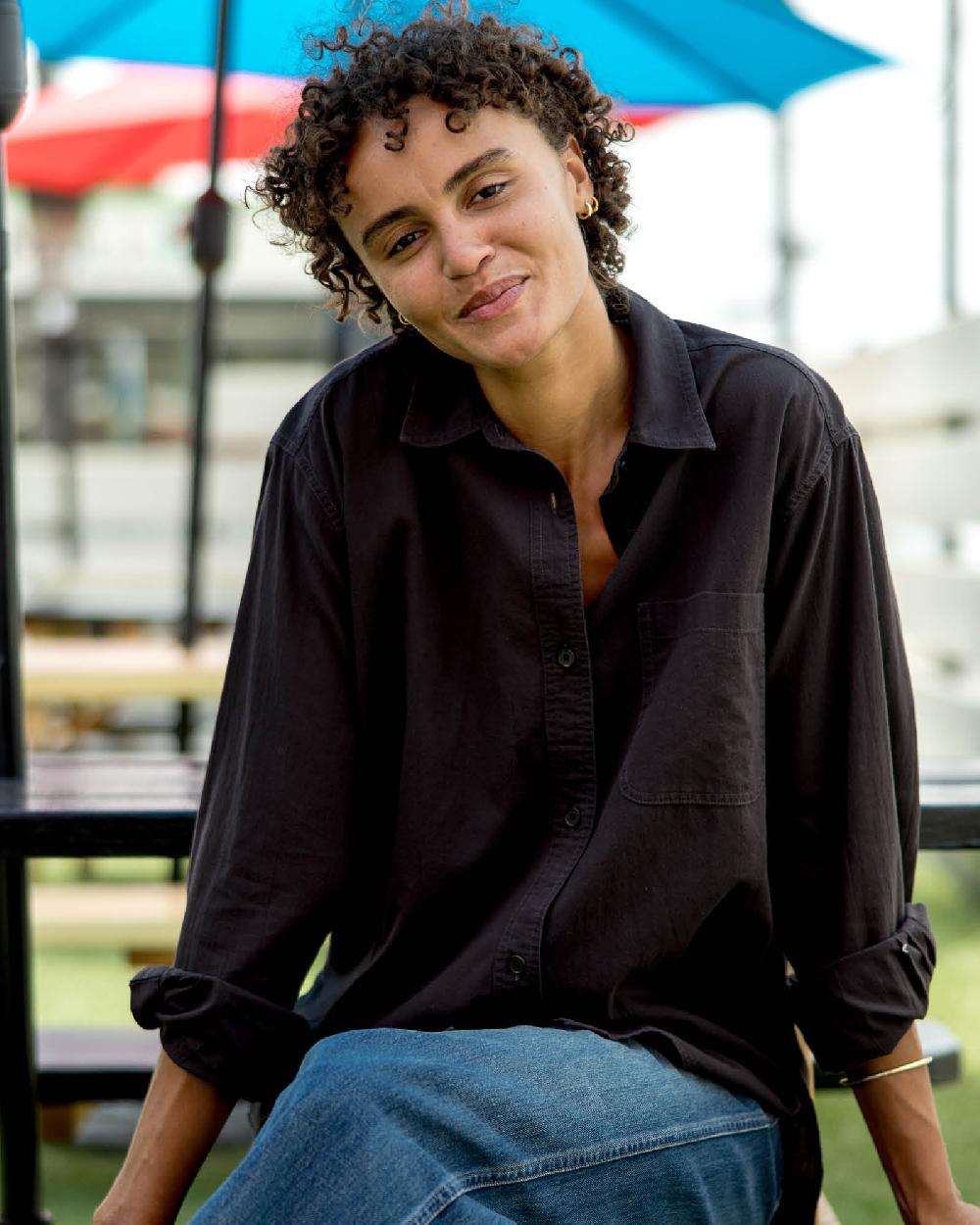 outerknown The Lightweight Weekend Shirt Washed Black