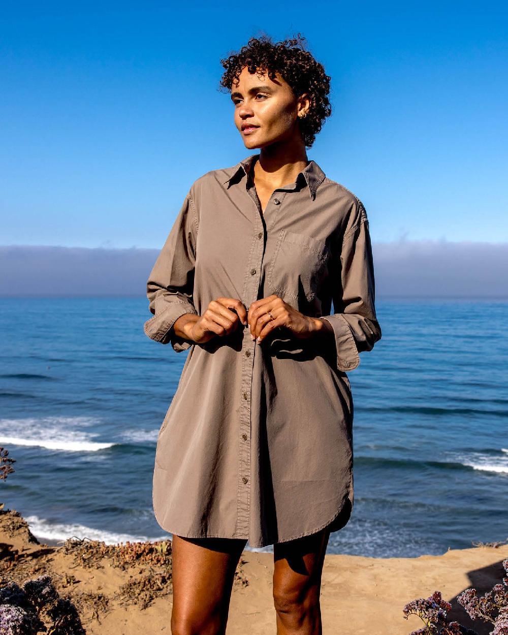 outerknown The Poplin Weekend Shirt Dress Kelp Bloom