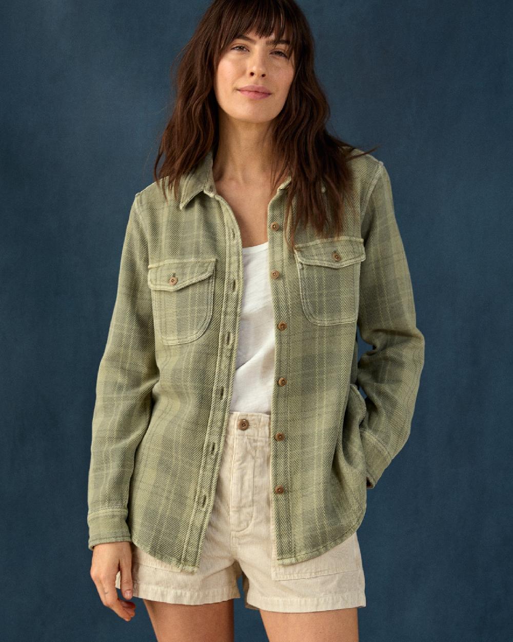 outerknown Women's Blanket Shirt Island Leaf Little Boxes