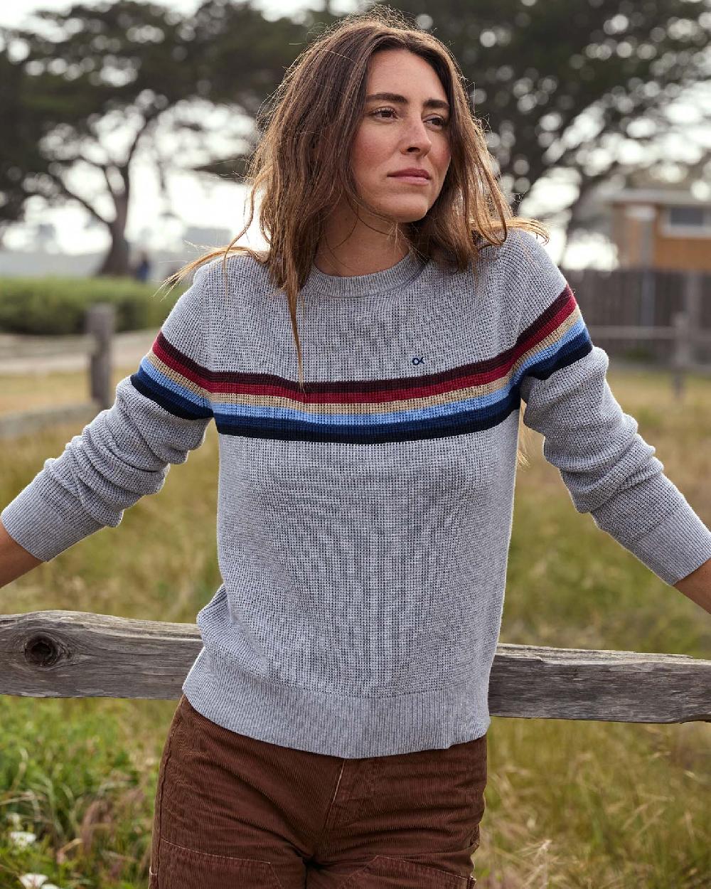 outerknown Women's Nostalgic Sweater Heather Grey Chroma Rainbow