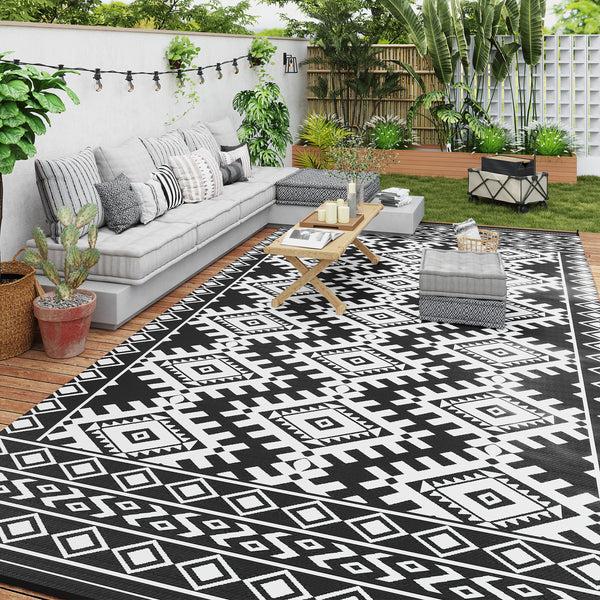 Outsunny 9' X 18' Reversible Outdoor Rug Waterproof Plastic Straw With Carry Bag Black & White Rhombus Border