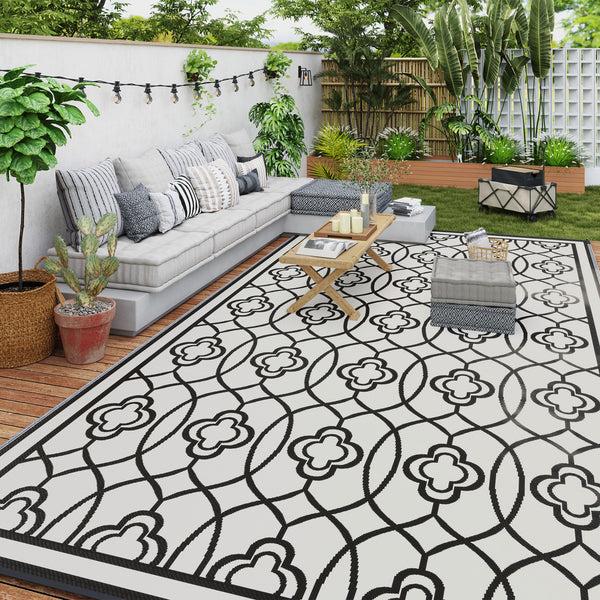Outsunny 9' X 18' Reversible Outdoor Rug Waterproof Plastic Straw With Carry Bag Black & White Lantern