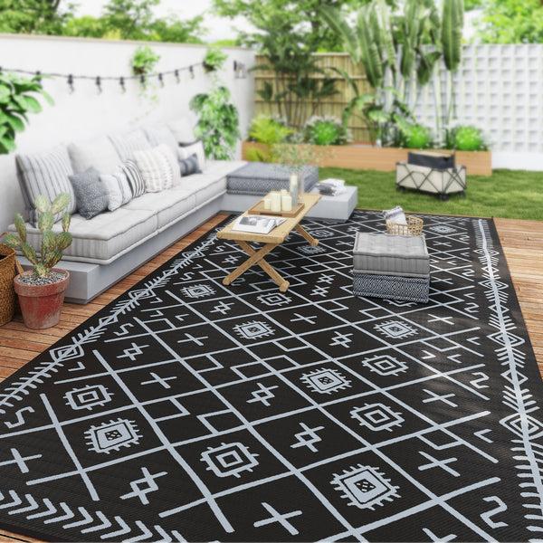 Outsunny 9' X 18' Reversible Waterproof Outdoor Rug Black & Gray Rhombus