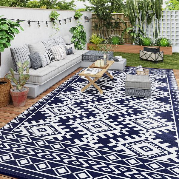 Outsunny Reversible Outdoor Rug 9' X 18' Waterproof Plastic Straw Floor Mat Portable RV Camping Carpet Large Floor Mat For Backyard Deck Picnic Beach Blue & White Rhombus Border
