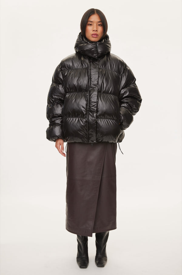 Oval Square Active Hood Jacket