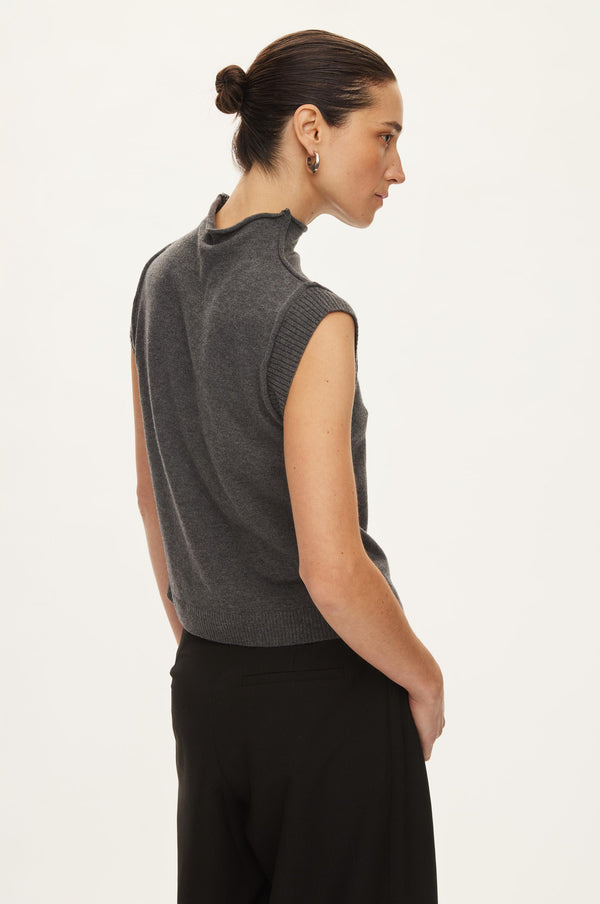 Oval Square Carla High Neck Top