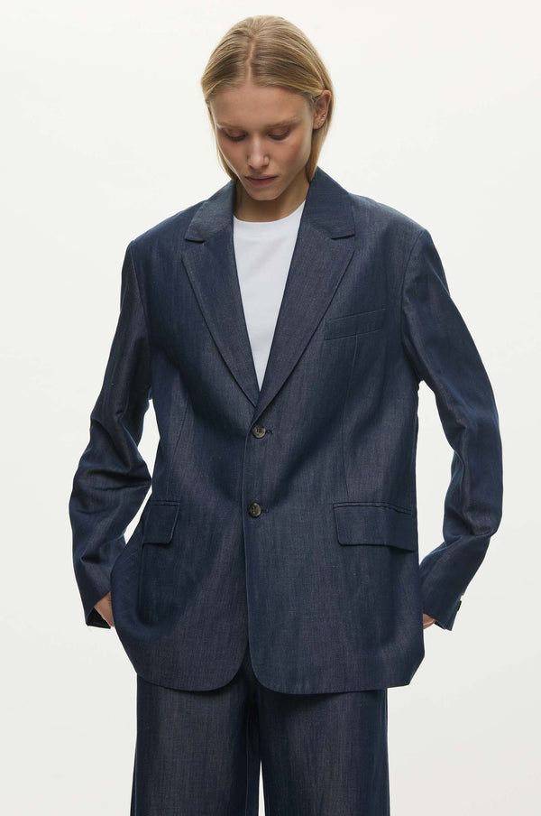 Oval Square Chelsea Blazer