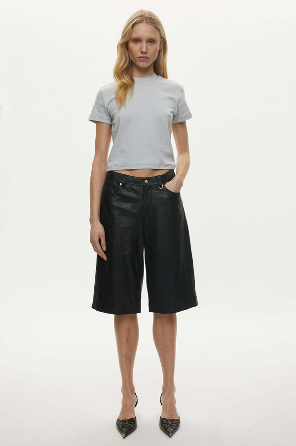 oval square Deep Leather Shorts