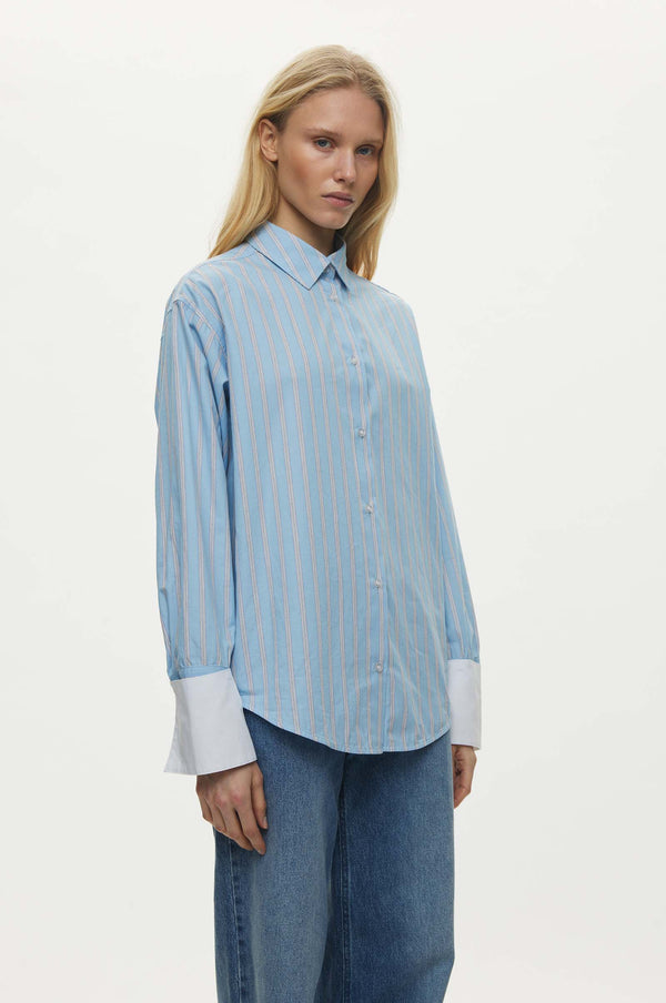 Oval Square Finesse Cuff Shirt