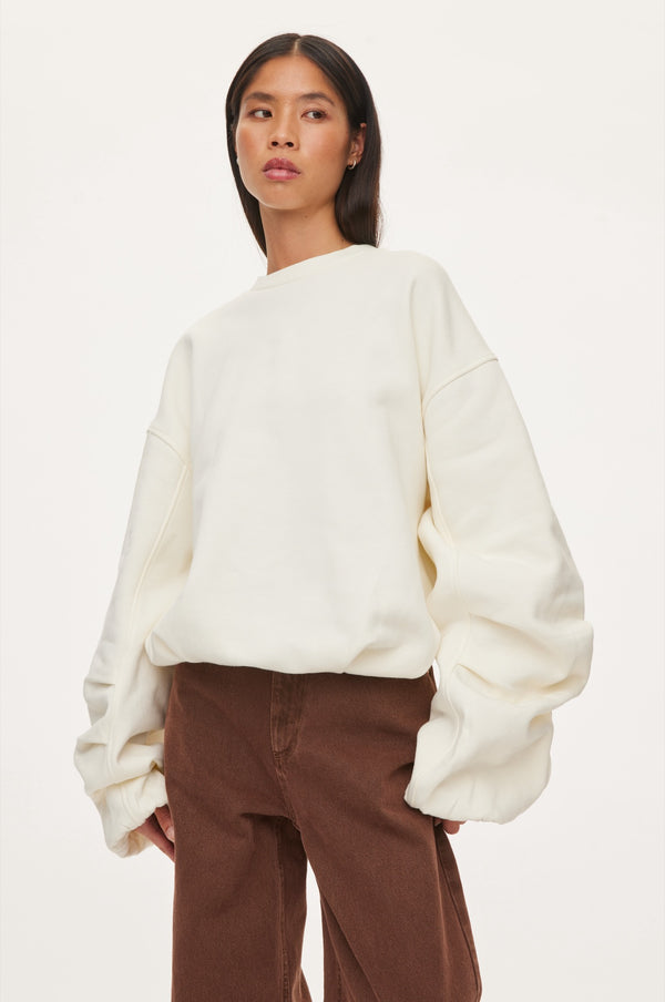 Oval Square First Crewneck Sweat