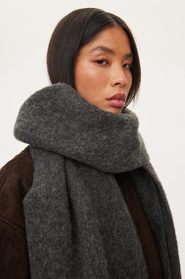 Oval Square Hero Scarf